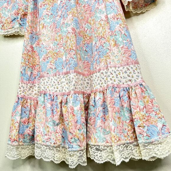 Vintage 70s Cottagecore Prairie Dress Gown Floral Lace Ruffles Long Sleeve - Picture 2 of 7